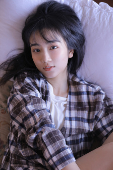 云鬟酥腰镜里片开车